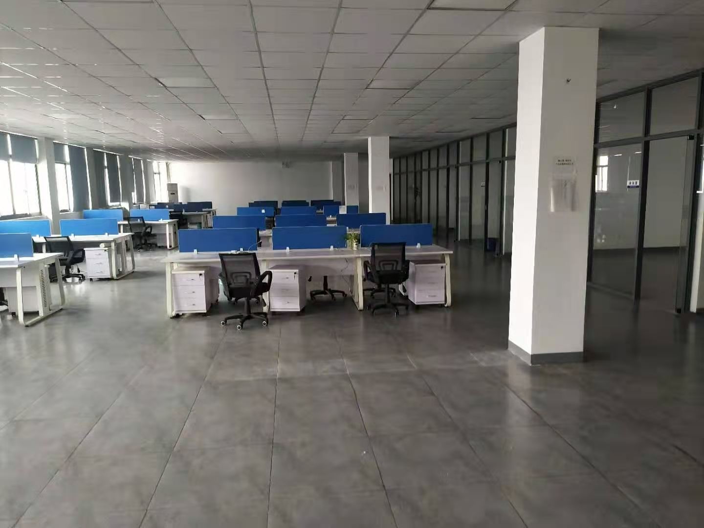 公司办公区域